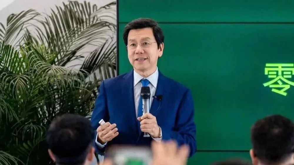 AI烧钱战争终结者：零一万物理性转身与ibbot新文明的初曙